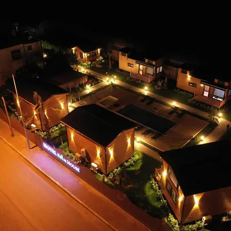 Apartahotel Palm House 4*